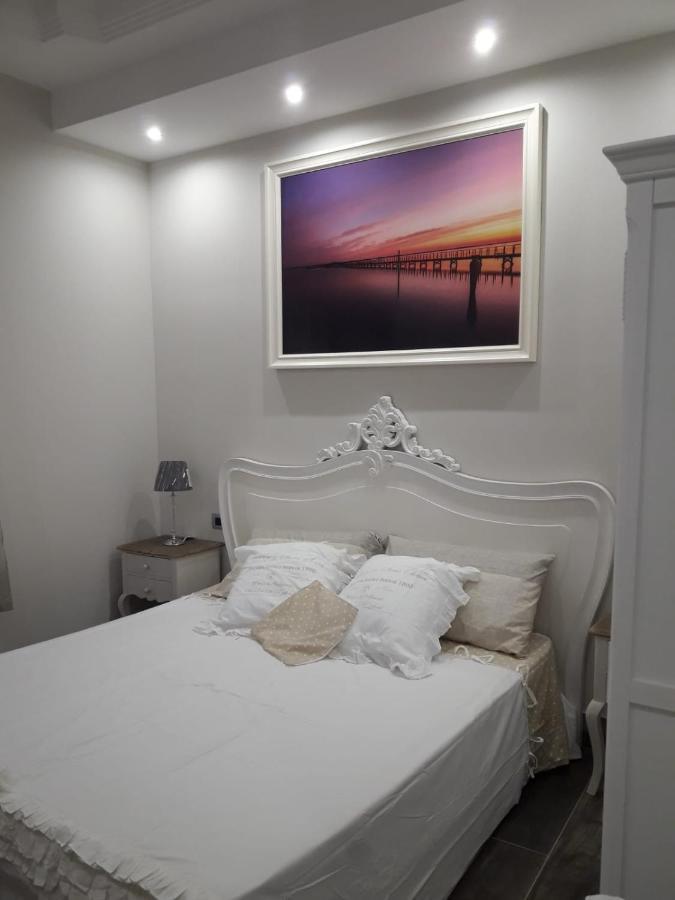 Veronica'S B&B Лезина Екстериор снимка